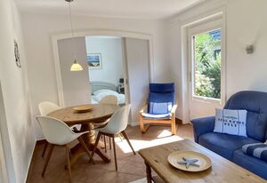 Lerchenweg Bungalow – Gemütliches 3-Zimmer App. für 3-4 Pers. mit Terrasse, PKW-Stellplatz, WLAN.