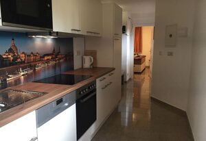 Zimmervermietung Rehn – *kuschelige Wohnung unterm Dach *