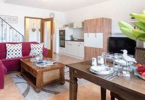 Ornum 23 – Haus Ornum: Großzügige 2 Zimmer-Maisonettewhg. für 2-4 Personen mit Schwimmbad