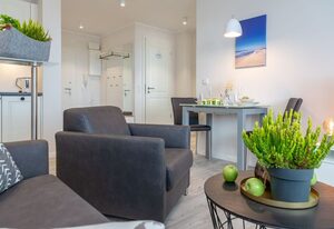Ankerlicht - 30 – Großzügige, moderne 2 Zimmerwhg. am Rathausplatz mit Stellplatz