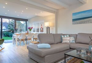 Haus Senwai - Surfside 1 – LUXUS: Top moderne 3 Zimmerwohnung in ruhiger, zentraler Lage mit Garten