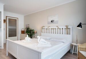 StrandZEIT – Zentrales App., strandnah, Balkon, WLAN. Haustiere erlaubt.