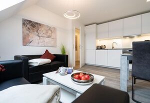 Albatros OG – Modernes 3-Zimmer App. für 4 Pers. mit PKW-Stellplatz, WLAN, Nespresso Maschine.