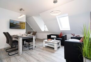 Albatros OG – Modernes 3-Zimmer App. für 4 Pers. mit PKW-Stellplatz, WLAN, Nespresso Maschine.