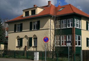 Ferienwohnung Villa Kadenstraße – Ferienwohnung Gartenblick