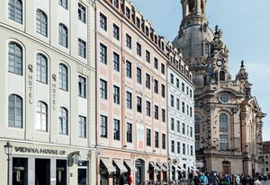 Townhouse Dresden – Deluxe - Zimmer