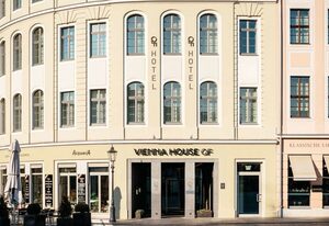 Townhouse Dresden – Deluxe - Zimmer