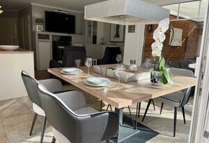 Jenny´s Stuv – Hochwertiges App. für 2 Pers. mit Terrasse, Stellplatz, WLAN. 1 Haustier.