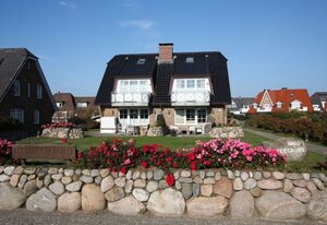 LH Heidegrund, App.2 – 3-Zimmer Ferienwohnung in direkter Strandlage mit ca.75m², für bis zu 4 Personen