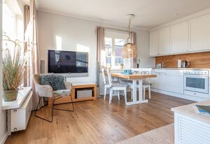 Haus Dünenwall, App. 3 – Strandnahe, gemütliche 2-Zimmer-Ferienwohnung mit ca. 50 m² für 2 Personen