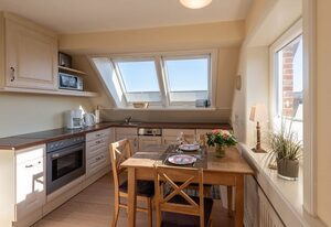 Haus Sonnenstrahl, Whg. 2 – Schöne 2-Zimmerferienwohnung im Obergeschoss auf ca. 40 m² für bis zu 2 Personen