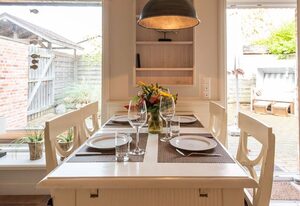 Haus Sonnenstrahl, Strandhaus – Schöne 3-Zimmer-Ferienwohnung im Erdgeschoss auf ca. 54 m² für bis zu 4 Personen