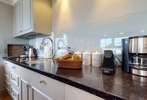 Sylt pur – Exklusive Luxus-Wohnung  in ruhiger Lage am Munkmarscher Wattenmeer.