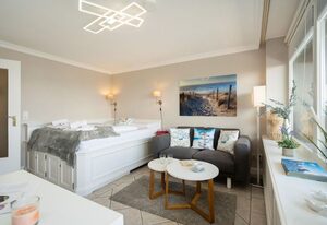 Küstenmuschel – Modernes 1-Zimmer App., strandnah, Balkon, WLAN. Haustiere erlaubt.