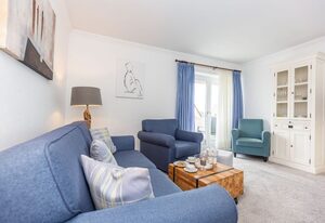 Jamé – Helle 2-Zimmer Whg. mit Balkon, PKW-Stellplatz und WLAN in Westerland.