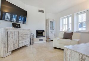 White Pearl OG – Luxus-App., strandnah für 6 Pers. mit Sauna, Terrasse, WLAN. Haustiere erlaubt.