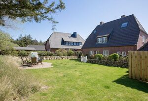 White Pearl OG – Luxus-App., strandnah für 6 Pers. mit Sauna, Terrasse, WLAN. Haustiere erlaubt.