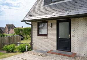 Lachmöwe – Gemütliche Ferienwohnung für 4 Pers. in zentraler Strandnähe in Wenningstedt