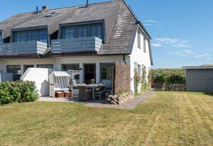 Haus Dünenwall, App. 1 – Strandnahes Hausteil mit ca. 80 m² und 3 Zimmern, für bis zu 4 Personen
