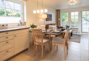Strandhaus Whg. 1 – Strandnahe 3-Zimmer Ferienwohnung auf ca. 55m² Wohnfläche, für bis zu 4 Personen