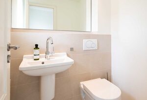 Strandhaus Whg. 1 – Strandnahe 3-Zimmer Ferienwohnung auf ca. 55m² Wohnfläche, für bis zu 4 Personen