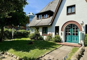 Friesenhaus Maria App. 1 – Modernes App. in TOP-Lage, inkl. PKW-Stellplatz, WLAN. Haustiere nicht erlaubt.