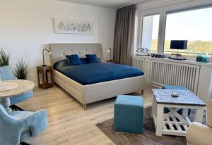 Dünenblick – Strandnahes App. mit Balkon, PKW-Stellplatz, WLAN. Haustiere erlaubt.