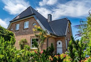 Bungalow Nici – Charmanter Bungalow für 4 Personen mit Terrasse in Strandnähe, Hund erlaubt.