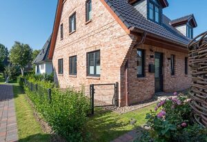 Haus Britta – Neue Doppelhaushälfte mit 3 Zimmern auf ca. 85 m², für bis zu 4 Personen