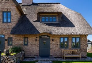 Hus Gode Sted – Strandnahes Luxus-Hausteil unter Reet auf ca. 180 m² für bis zu 6 Personen