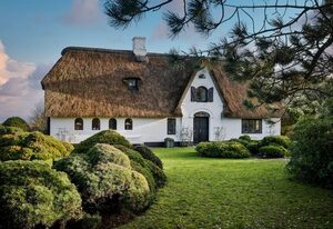 Haus Wattenblick – Reetgedecktes Einzelhaus auf ca. 280 m² für bis zu 6 Personen mit Watt-Blick