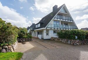 Haus Weissenburg Whg. EG West – 2-Zimmer-Ferienwohnung in strandnaher Lage mit ca. 65 m², für max. 2 Personen