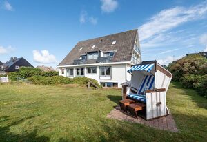 Haus Weissenburg Whg. Garten Ost – Moderne, strandnahe 3-Zimmer-Ferienwohnung auf ca. 80 m² für bis zu 3 Personen