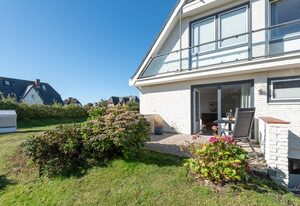 Haus Weissenburg Whg. EG Ost – Hochwertige und strandnahe 2-Zimmer-Ferienwohnung mit ca. 65 m² für 2 Personen