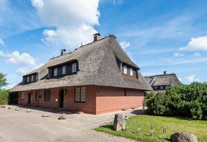 Lööws Roos – Gemütliche 3-Zimmer Ferienwohnung auf ca. 80 m² für 4 Personen.