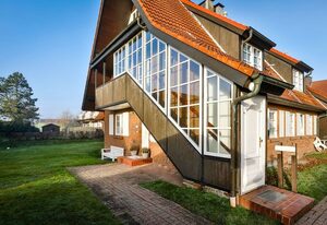 Südstrand – Gemütliche Ferienwohnung nahe der Tinnumer Wiesen mit zwei Balkonen.
