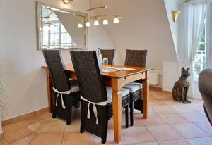 Landhaus Normannenweg, App. 4D – In zentraler und ruhiger Lage gelegenes 3-Raum Appartement im OG- und DG