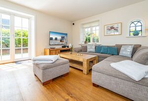 Hüs bi Koog 1 – Urlaub unter Reet für bis zu 5 Personen.