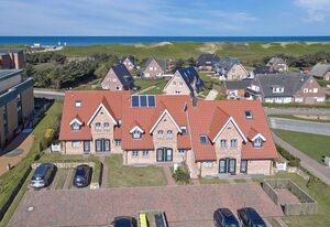Dünen & Meer, App. 2 Dünen-Nest – In strandnaher und dennoch zentraler Lage gelegenes 3-Raum-Appartement.