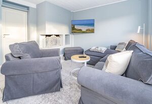 Lachmöwe – Ferienhaushälfte in Tinnum mit Kamin und Terrasse.