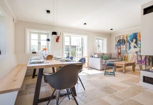 Hüs Kjerte – Luxushausteil unter Reet. Ca. 126 qm Nutzfläche für bis zu 6 Gäste im EG/UG/OG