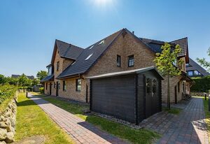 Meersalz – Zentrale Ferienwohnung für bis zu 6 Personen mit Terrasse.