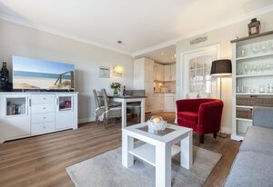 Adis Meerblick Landhaus Arnika – Ferienhaushälfte für bis zu 4 Personen. Strandnah und ruhig gelegen.