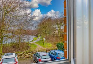 Wildente App. 5 – Ferienwohnung am Dorfteich für bis zu 2 Personen mit Balkon.