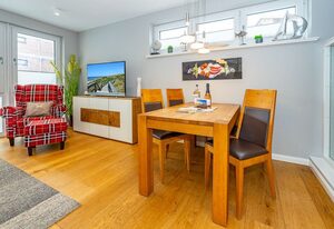 Wattmuschel – Ferienwohnung für bis zu 4 Personen mit Terrasse und Sauna.