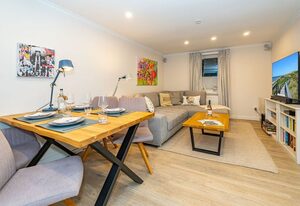 Ferienliebe Hygge Hüs – Hygge Hüs. - nur 550 m zum Sandstrand. Mit Terrasse & Parkplatz.