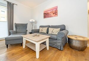 On the Beach – Moderne Ferienwohnung für 2 Personen mit Balkon und Stellplatz direkt am Strand