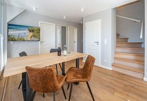 Sturmhaube – Ferienwohnung für max. 4 Personen in Alt-Westerland mit Balkon.
