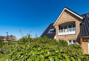 Sturmhaube – Ferienwohnung für max. 4 Personen in Alt-Westerland mit Balkon.