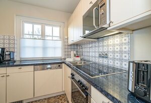 Haus Syltzauber – Schöne Ferienhaushälfte mit Gartenstück, für bis zu 4 Personen in Keitum